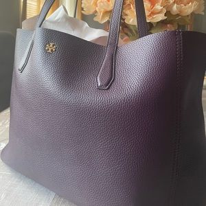 Tory Burch Blake Reversible tote New Plum Leather